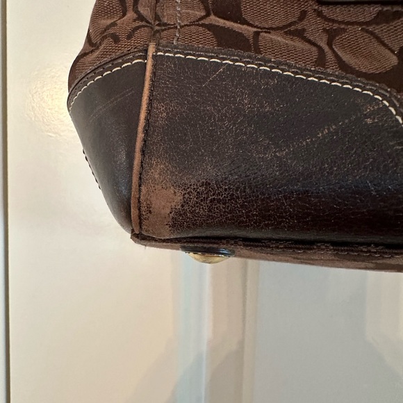 Chocolate Brown Coach Handbag - Picture 6 of 8